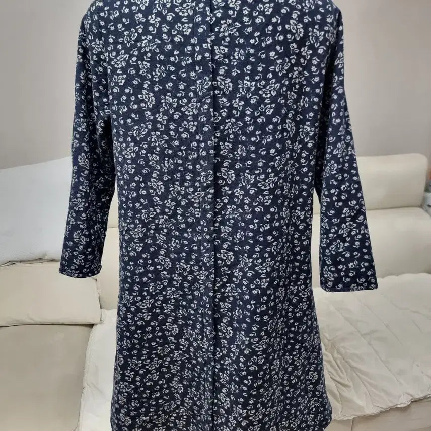 [BUNJANG] Floral Long Winter Dress / 털기모 안감의 두꺼운 겨울 꽃무늬 롱 원피스