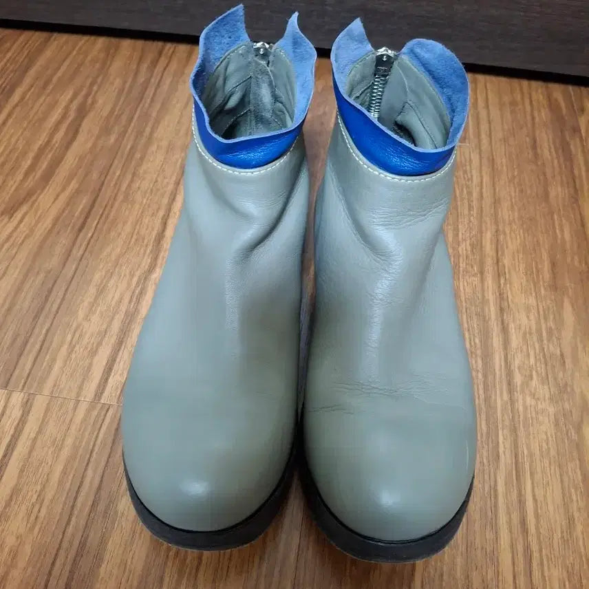 [BUNJANG] FAUSTO SANTINI 그레이 가죽 앵클 부츠 240mm / FAUSTO SANTINI 그레이 가죽 앵클 부츠 240mm