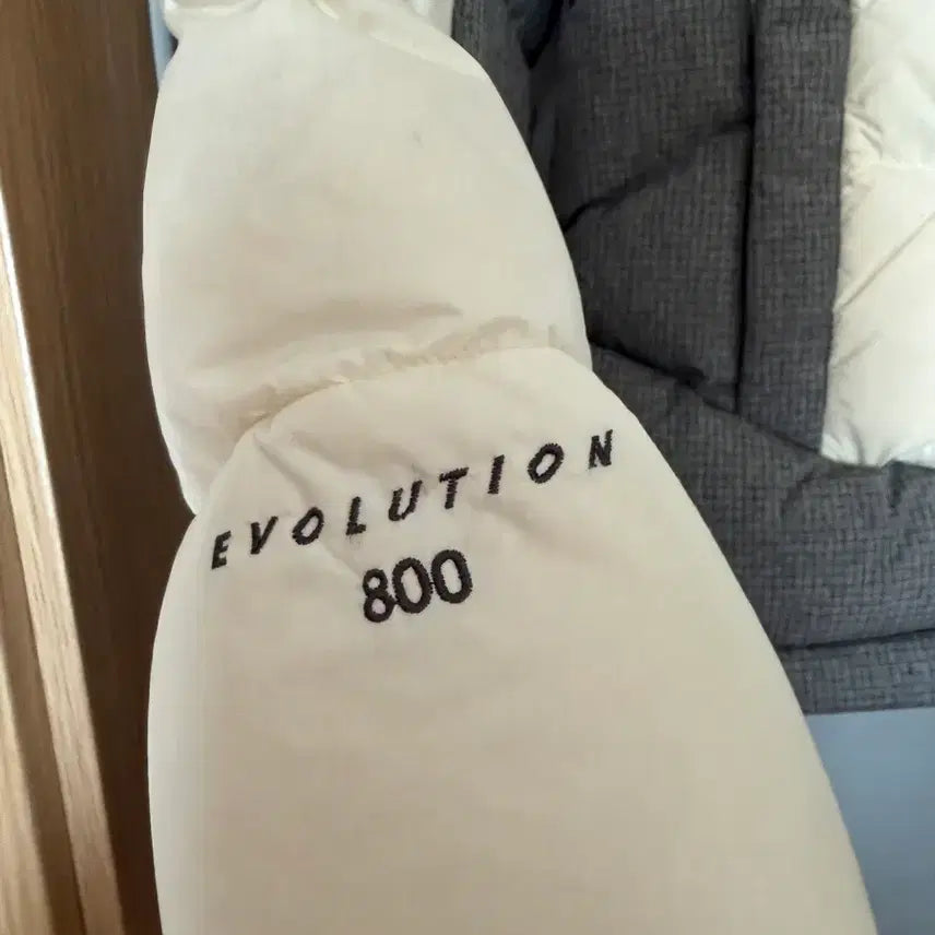 [BUNJANG] Nepa Evolution White Goose Down Padded Jacket / 네파 에볼루션 화이트 구스다운 패딩