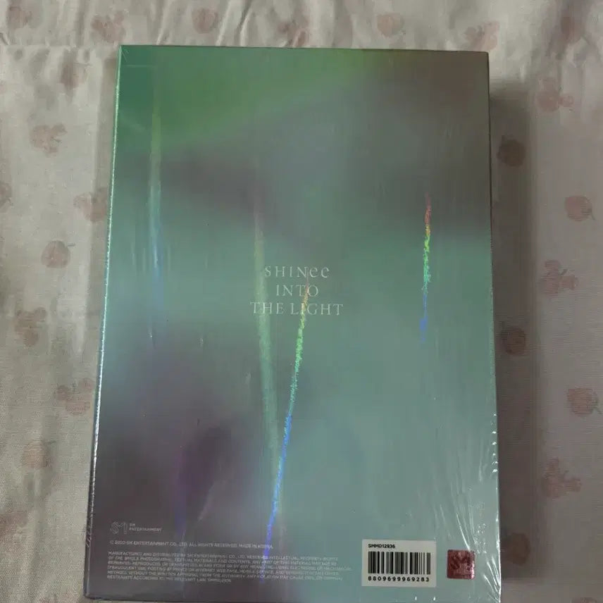[SOLD OUT] (미개봉) 샤이니 인투더라이트 포토북