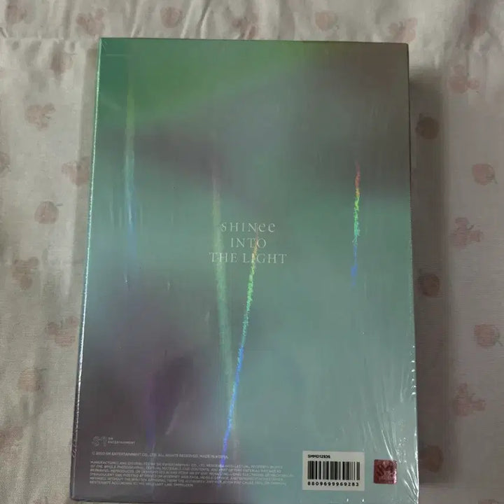 [SOLD OUT] (미개봉) 샤이니 인투더라이트 포토북