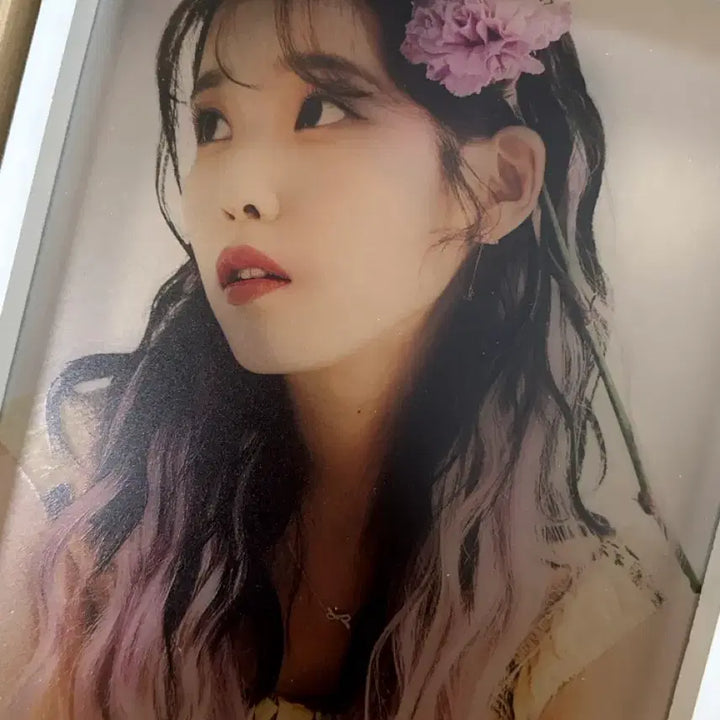 [BUNJANG] 아이유 골든아워 액자 / 아이유 골든아워 액자