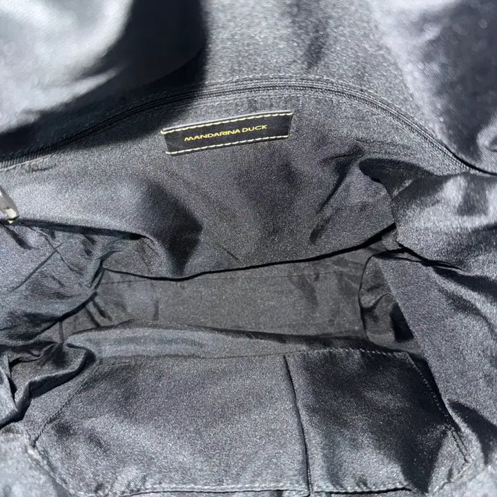 [BUNJANG] Mandarina Duck Black Leather Backpack / 만다리나덕 블랙 가죽 백팩
