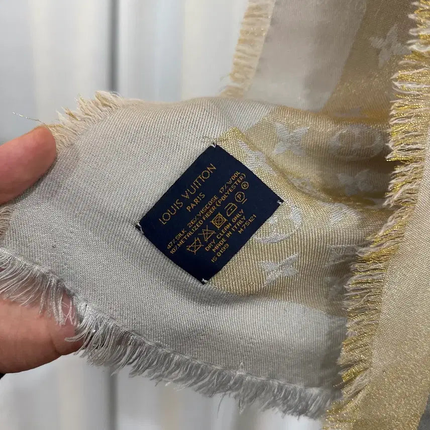 [BUNJANG] Louis Vuitton Monogram Shine Shawl / [정품] 루이비통 모노그램 샤인숄 M75122