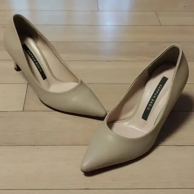 [BUNJANG] Sappun Stiletto Pumps Leather Shoes / [ 사뿐 ] 스틸레토 펌프스 가죽 구두 _ 220 / 상태 좋아요