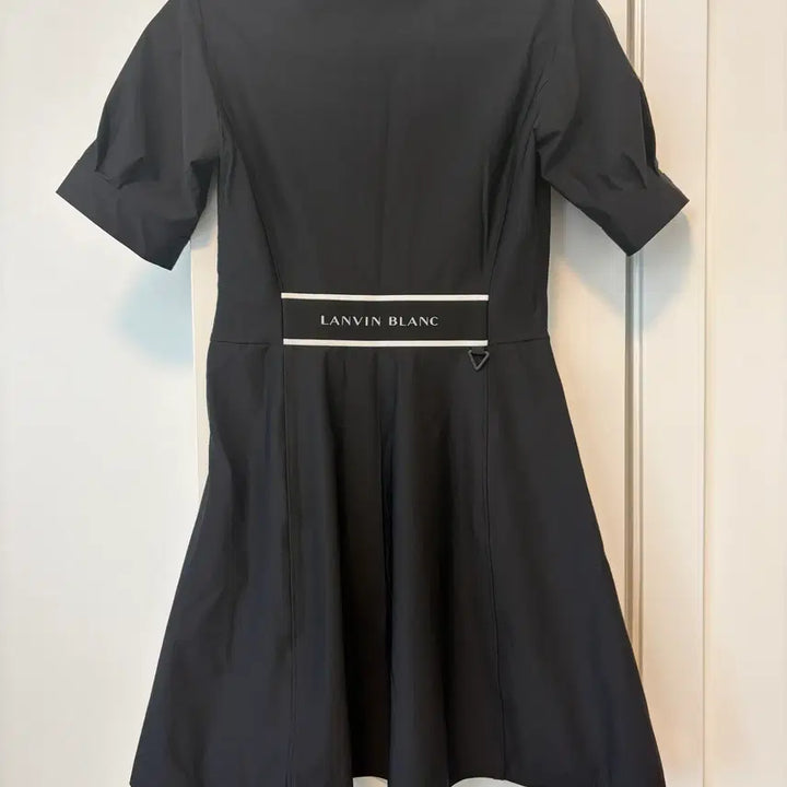 [SOLD OUT] 랑방블랑 여성 골프 원피스 블랙 XS / 미사용