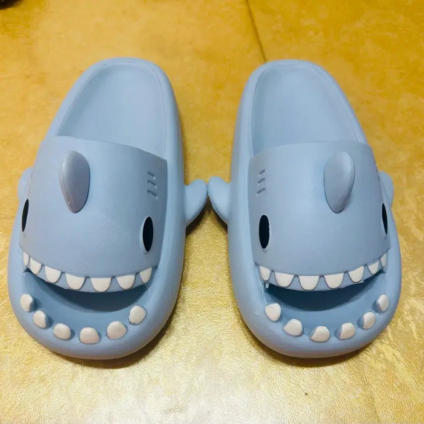 [BUNJANG] Shark Slippers EVA / 상어슬리퍼