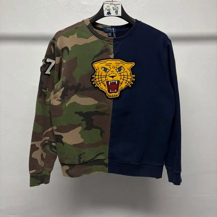 [BUNJANG] Polo Ralph Lauren Tiger Patch Sweatshirt / 폴로 랄프로렌 타이거 패치 맨투맨