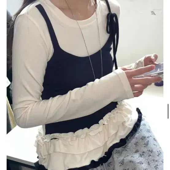 [BUNJANG] Kimahop Aftermonday Layered Frill Bustier Top / 레이어드 프릴 뷔스티에 티셔츠 김아홉 에프터먼데이 빈티지 모리걸