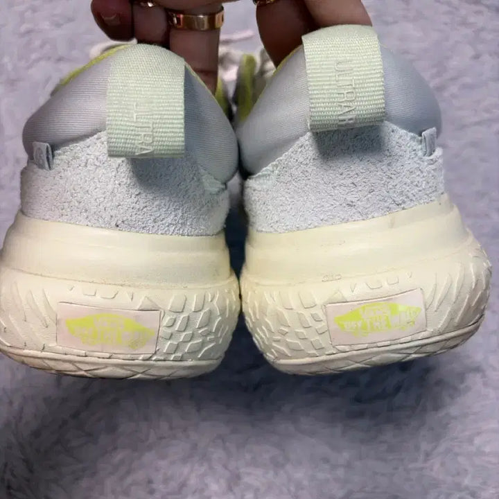 [BUNJANG] Vans UltraRange Sneakers / 반스 울트라레인지 265