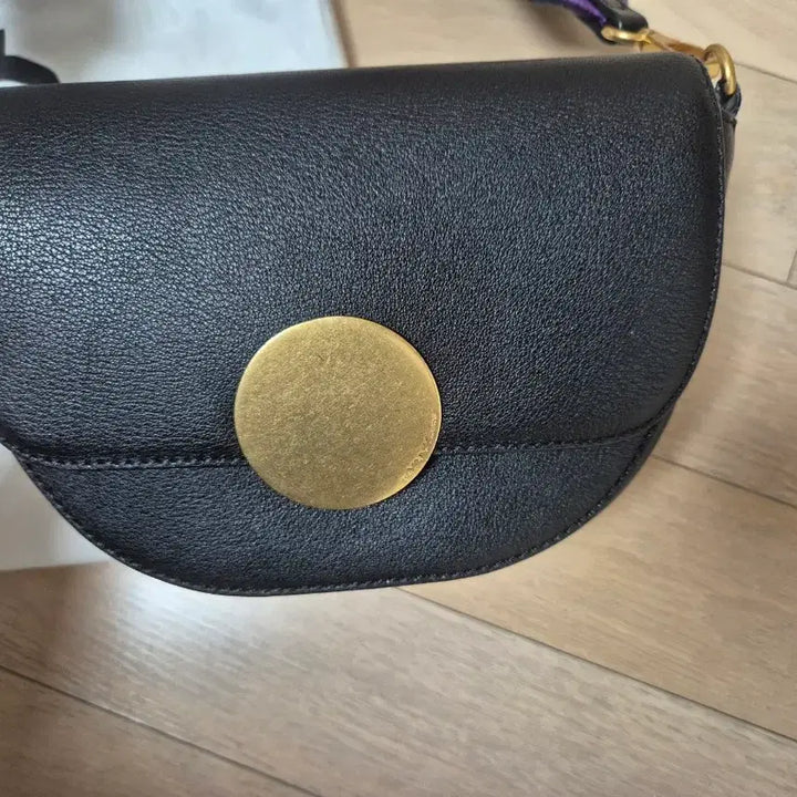 [BUNJANG] Oryany Rothy Saddle Bag, Black / 오야니 로티 새들백, 블랙
