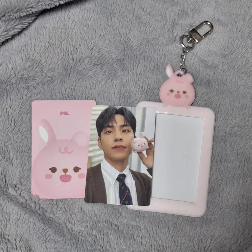 [BUNJANG] Day6 Wonpil Denimalz Photocard Holder with Photocard / 데이식스 원필 필끼 데니멀즈 포카 홀더 포토 프레임 (포카포함)