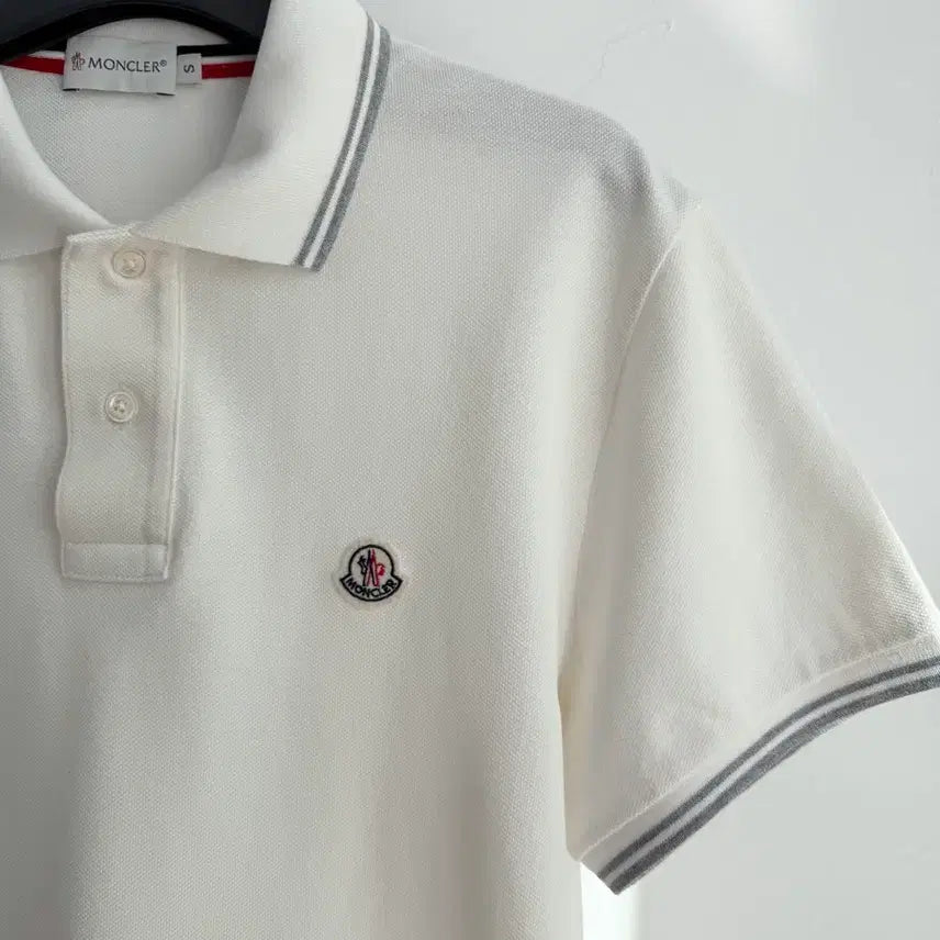 [BUNJANG] Moncler Pique Polo Shirt / 정품 몽클레르 Moncler 피케 카라 반팔 티셔츠