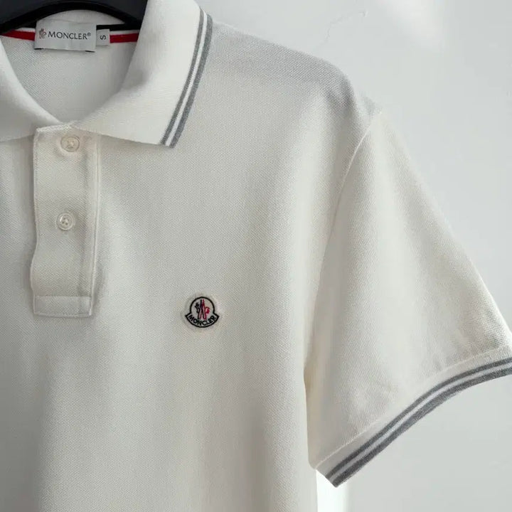 [BUNJANG] Moncler Pique Polo Shirt / 정품 몽클레르 Moncler 피케 카라 반팔 티셔츠