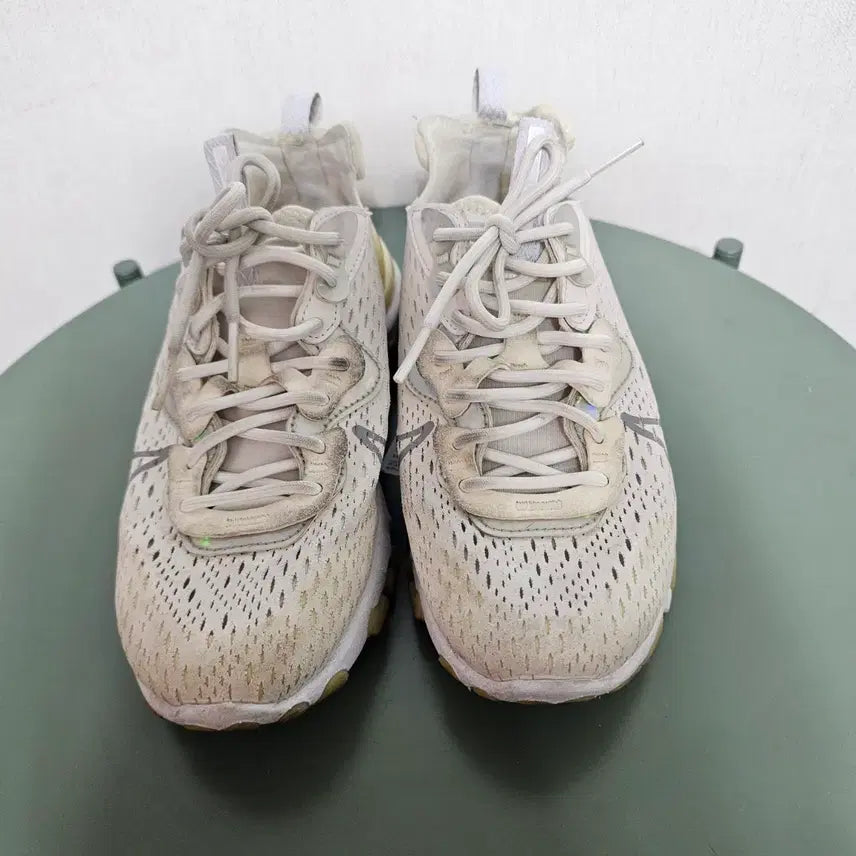 [BUNJANG] Nike React Vision Essential Sneakers (Size 235) / 235나이키 리액트 비전 에센셜 -203
