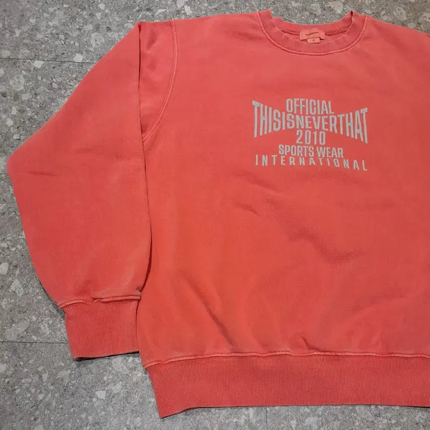 [BUNJANG] thisisneverthat Pigment Dyed Sweatshirt (M) / 디스이즈네버댓 피그먼트 다잉 스웻셔츠 (M)