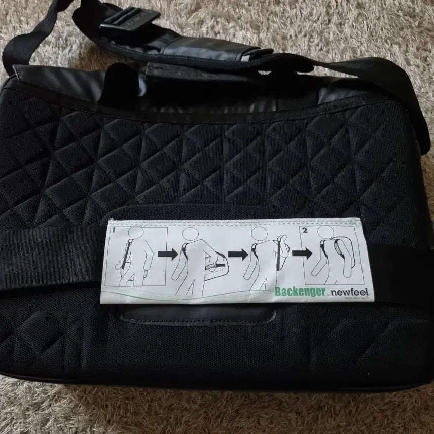 [BUNJANG] TAGETI Toweled Black Messenger Bag / 타게티 toweled 블랙 메신저백(새상품)