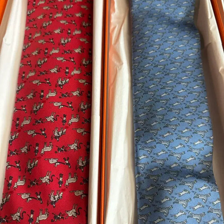 [BUNJANG] Hermes Silk Tie - New with Box / *새상품 에르메스 hermes 명품 넥타이 미사용 박스 포장