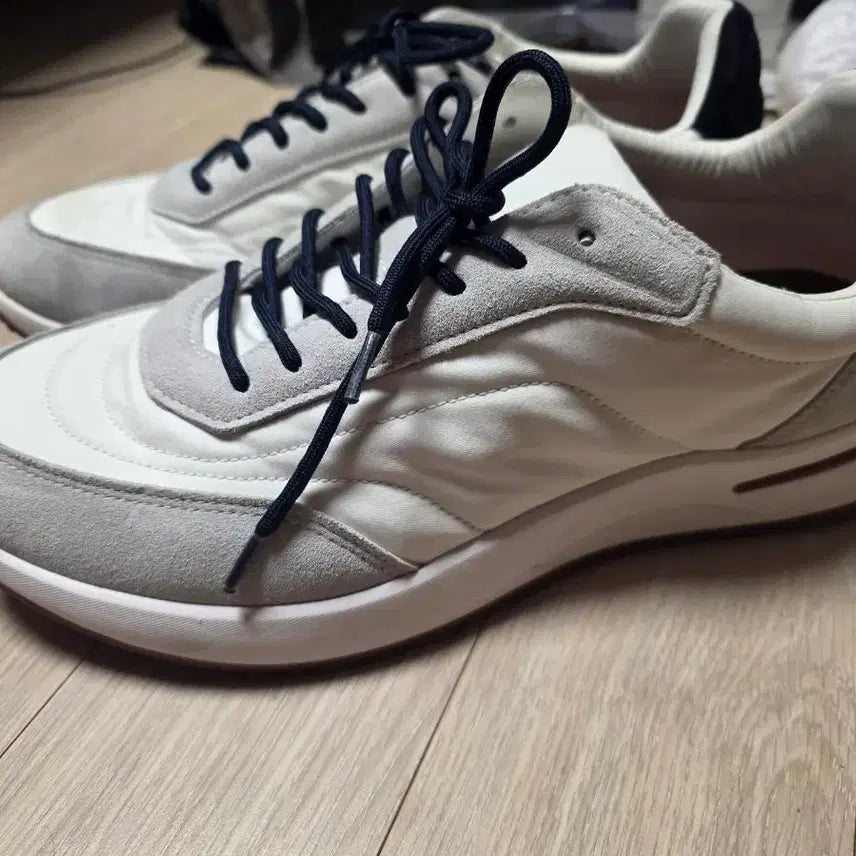 [BUNJANG] Loro Piana Weekend Walk Sneakers / 로로피아나 위크엔드 워크 스니커즈 275mm
