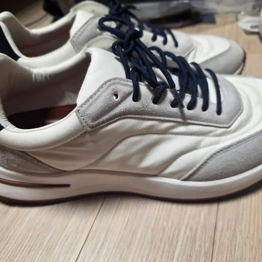 [BUNJANG] Loro Piana Weekend Walk Sneakers / 로로피아나 위크엔드 워크 스니커즈 275mm