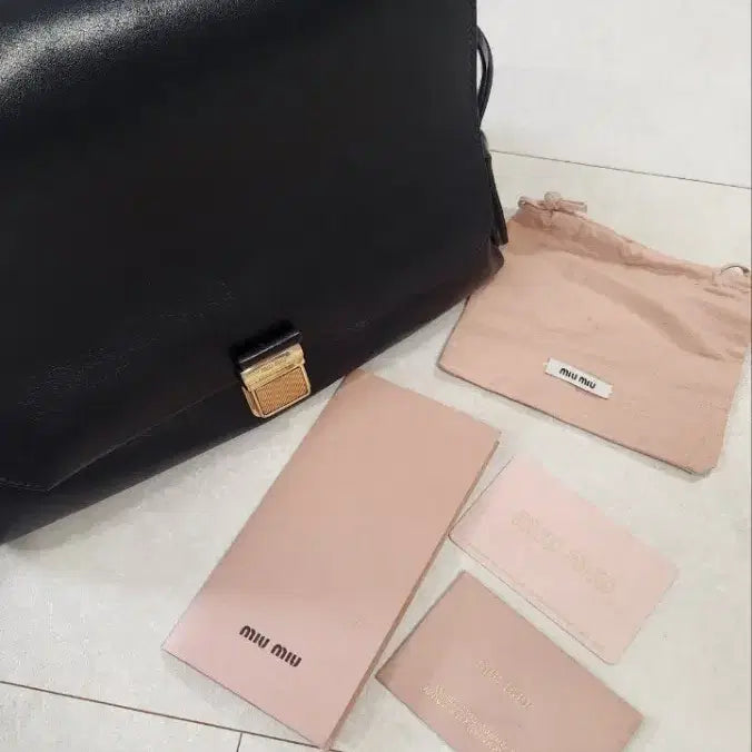 [BUNJANG] Miu Miu Black Chain Shoulder Bag with Components / 미우미우 블랙 체인 숄더백 + 구성품