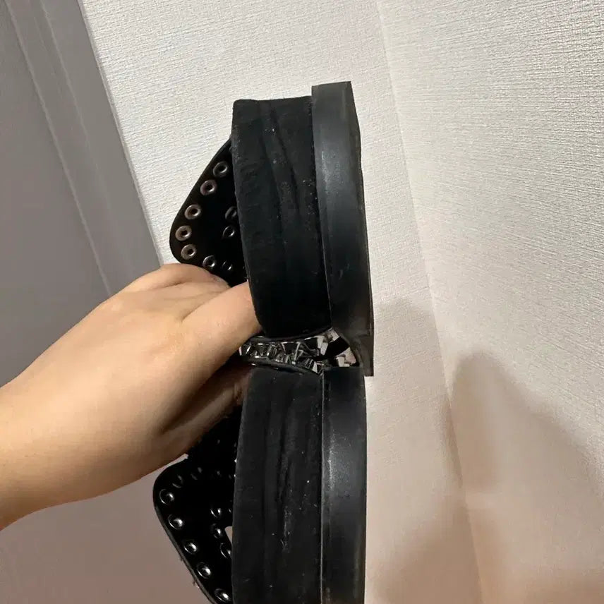 [BUNJANG] Sandro Studded Sandals / 산드로 샌들 sandro 신발 슬리퍼 스터드