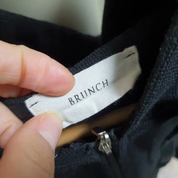 [BUNJANG] BR Brunch Hoodie Zip-up (Black) / br 브런치 후드 집업 (블랙)