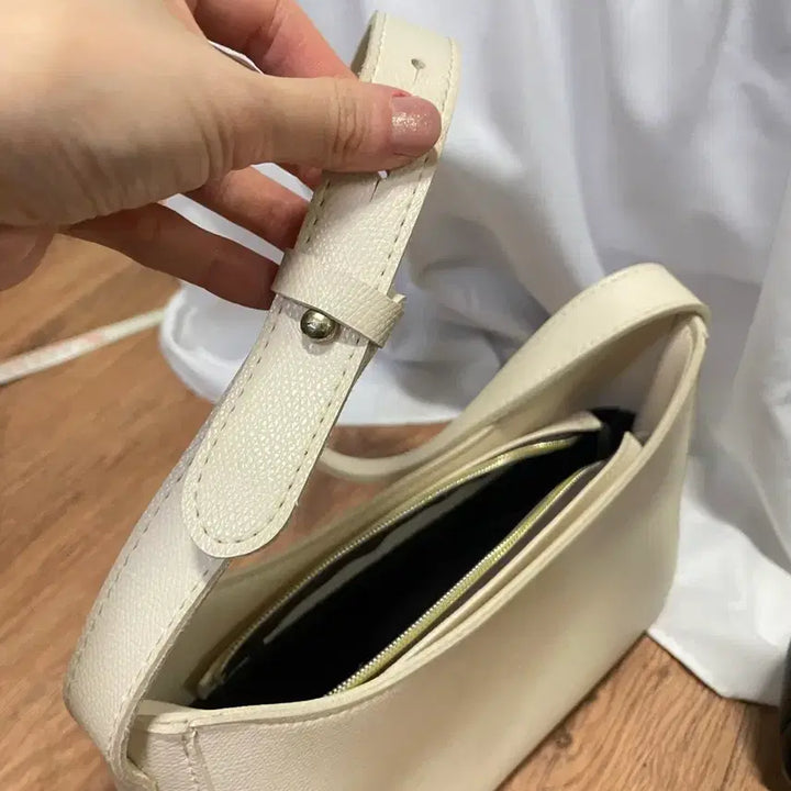 [BUNJANG] Ivory Black Hobo Shoulder Bag / 개당) 아이보리 블랙 호보백 숄더백