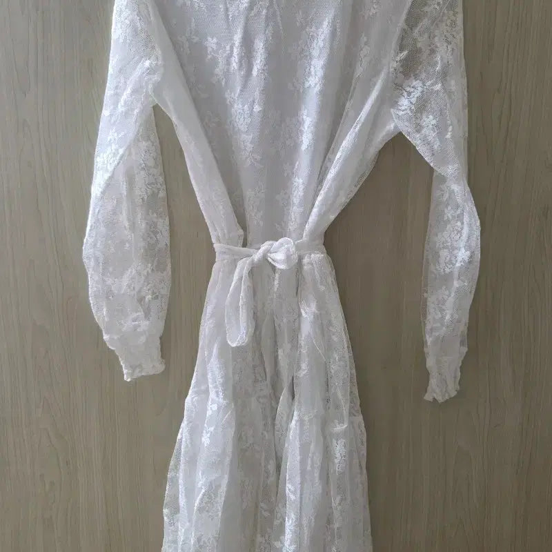 [BUNJANG] White Lace Long Sleeve Dress / 화이트 레이스 롱슬리브 원피스