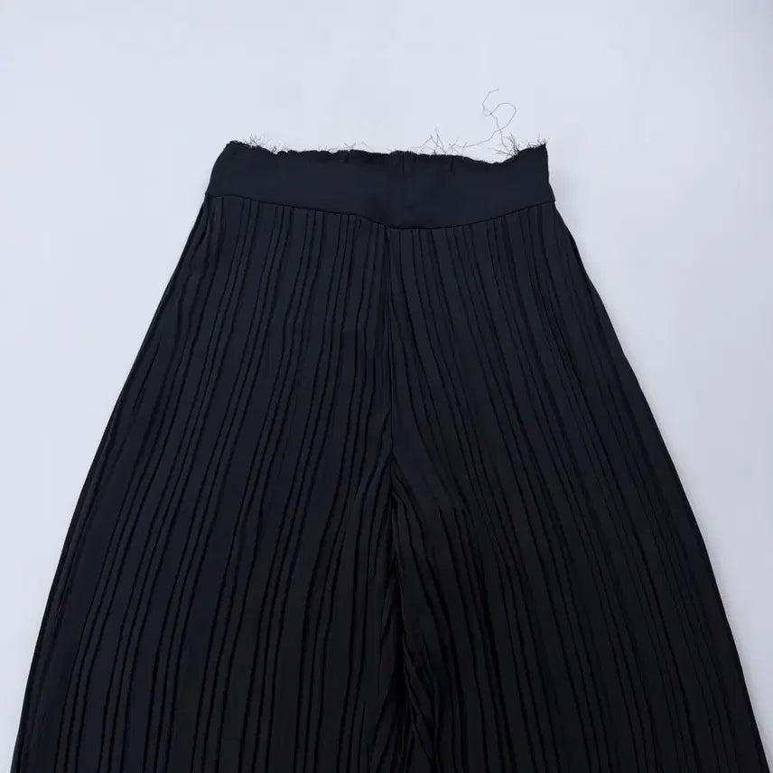 [BUNJANG] LFM Wide Pleated Pants / LFM 렉스핑거마르쉐 와이드 플리츠 팬츠