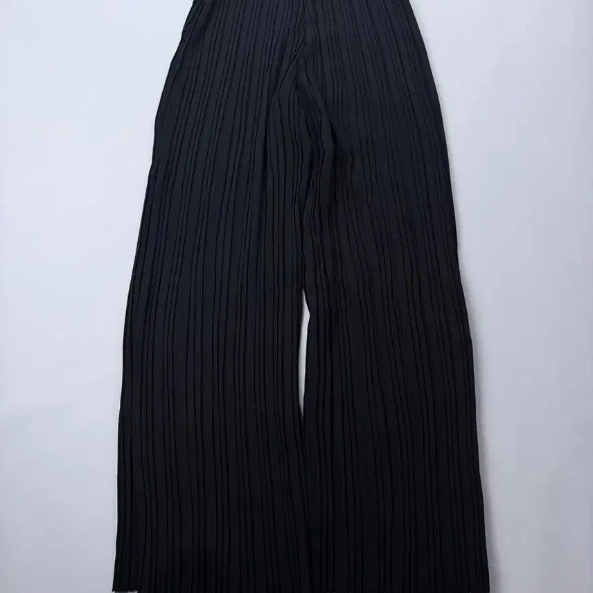 [BUNJANG] LFM Wide Pleated Pants / LFM 렉스핑거마르쉐 와이드 플리츠 팬츠