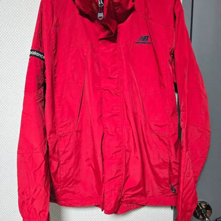 [BUNJANG] New Balance Windbreaker Jacket / 뉴발란스 바람막이 팔아요