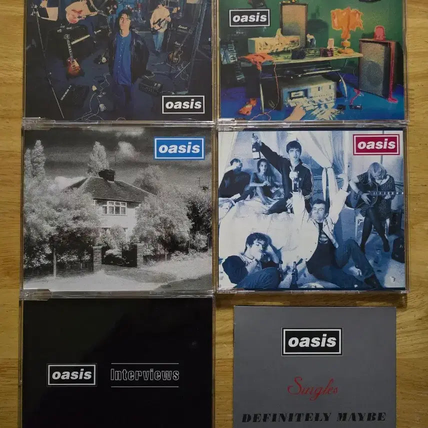 [BUNJANG] CD 음반 oasis Definitely Maybe 싱글 박스 세트 / CD 음반 oasis Definitely Maybe 싱글 박스 세트