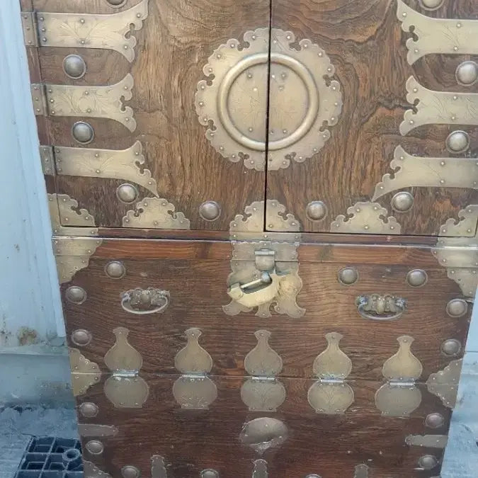[BUNJANG] Traditional Korean Antique Bandaji Cabinet / 전통 고가구 반닫이 나무 장식장