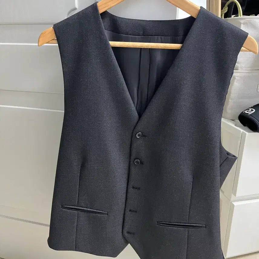 [BUNJANG] Collezioni Star Vest Dark Grey Size 52 / 꼴레지오니스타 베스트 팝니다