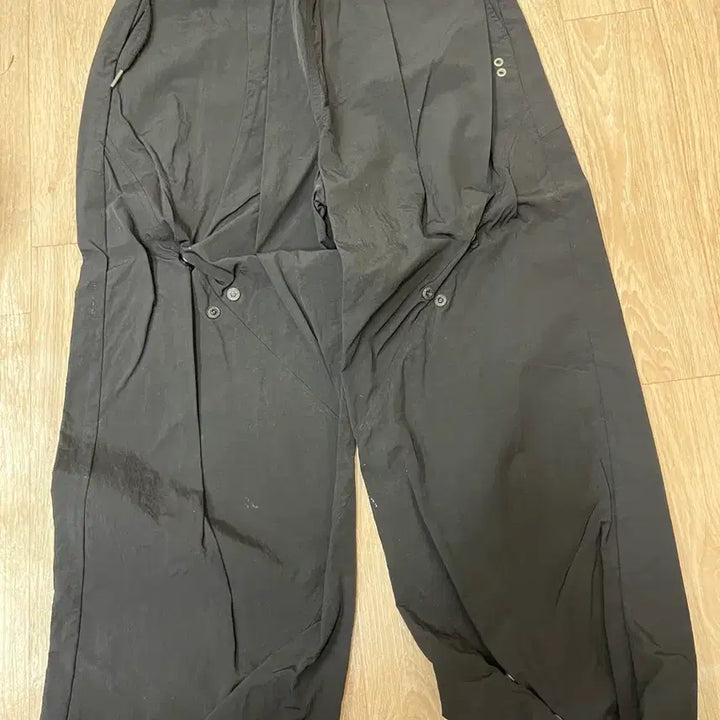 [BUNJANG] The Coldest Moment Nylon Pants Black / 더콜디스트모먼트 나일론 팬츠 블랙