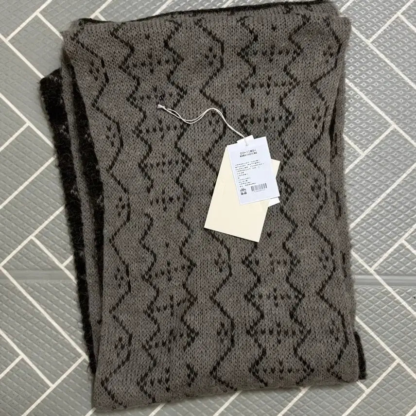 [BUNJANG] Politeru Ethnic Pattern Nordic Scarf Olive / 폴리테루 에스닉 패턴 머플러 노르딕 올리브