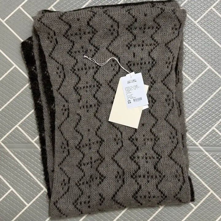 [BUNJANG] Politeru Ethnic Pattern Nordic Scarf Olive / 폴리테루 에스닉 패턴 머플러 노르딕 올리브