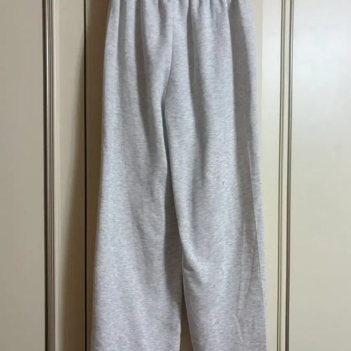 [BUNJANG] Training Pants (White, Semi-Fleece) / 트레이닝 팬츠(흰색/반기모)