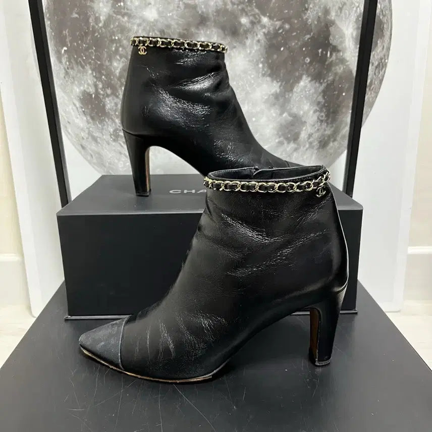 [BUNJANG] Chanel CC Gold Logo Ankle Boots / 정품 37) 샤넬 CC 금장 로고 앵클 부츠 235~240