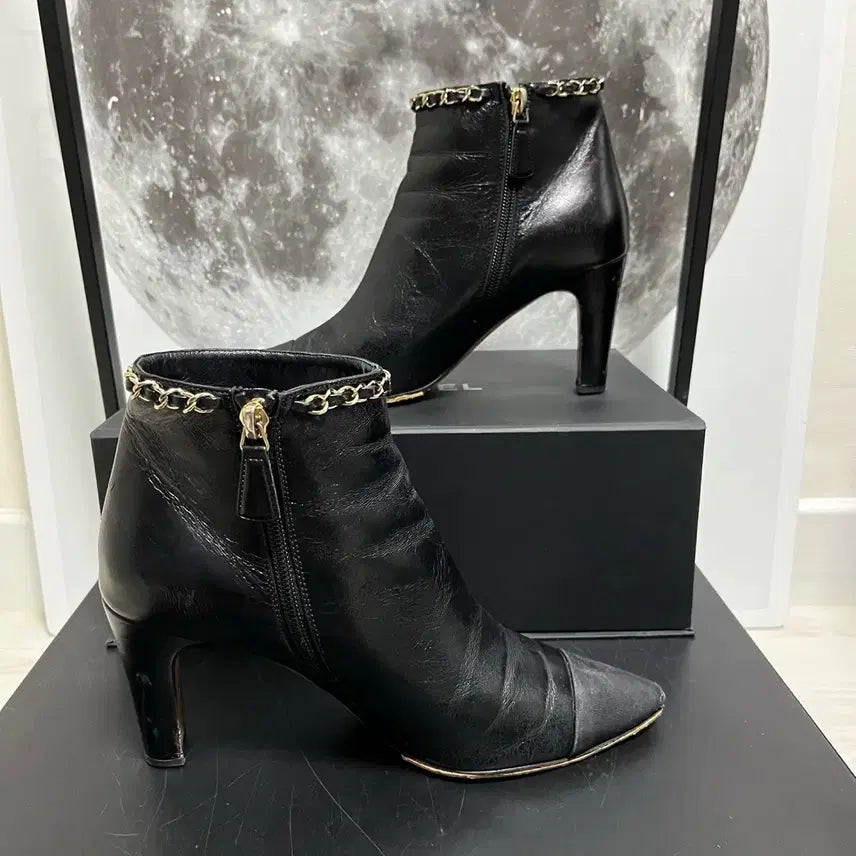 [BUNJANG] Chanel CC Gold Logo Ankle Boots / 정품 37) 샤넬 CC 금장 로고 앵클 부츠 235~240