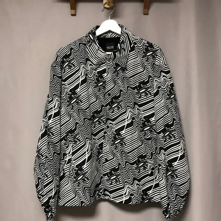 [BUNJANG] Sasquatchfabrix x Ninja Tune Collaboration Coach Jacket / 사스콰치패브릭스 닌자튠 코치자켓