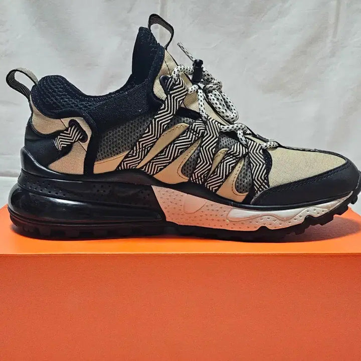 [BUNJANG] Nike Air Max Bowfin 260mm / 나이키 에어맥스 보우핀 260