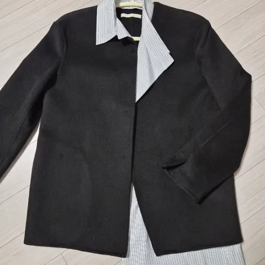 [BUNJANG] Cashmere Blend Layered Collarless Coat / 캐시미어 혼방 셔츠 레이어드 노칼라 코트