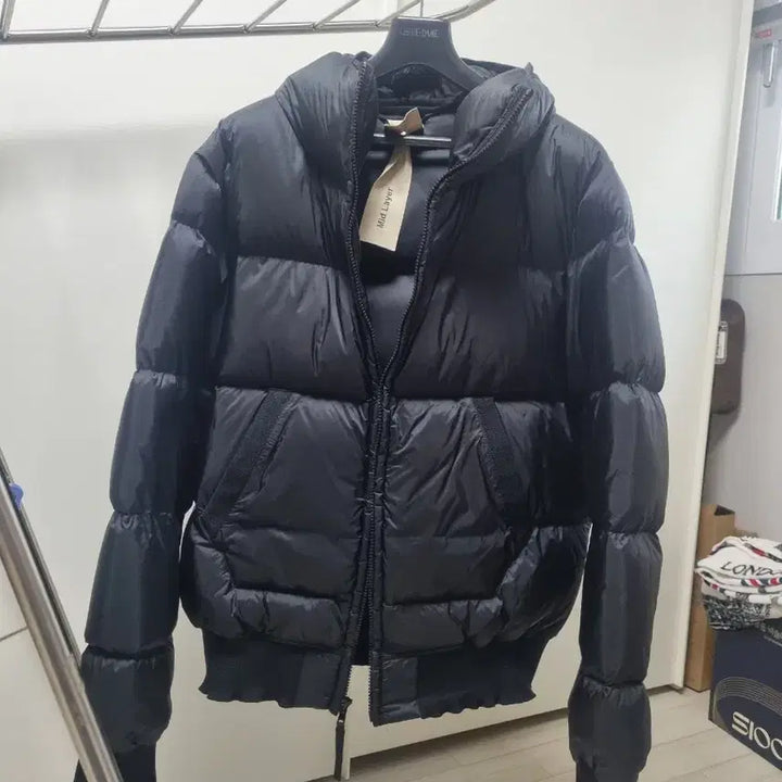 [BUNJANG] Ten C Mid-Layer Padding Black Size 50 / 텐씨미드레이어 패딩~50