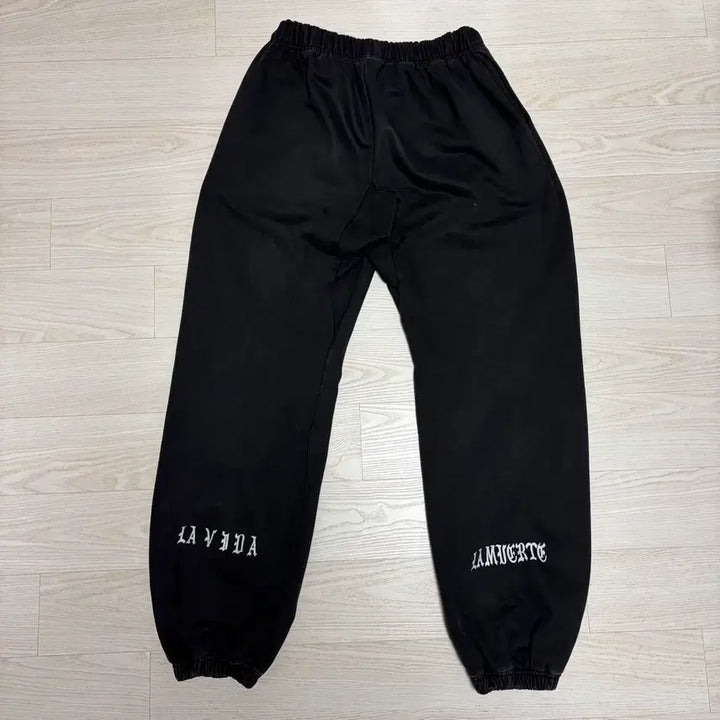 [BUNJANG] Fear of God Symbolic Sweatpants (M) / 피어스 심볼릭 스웻팬츠 M