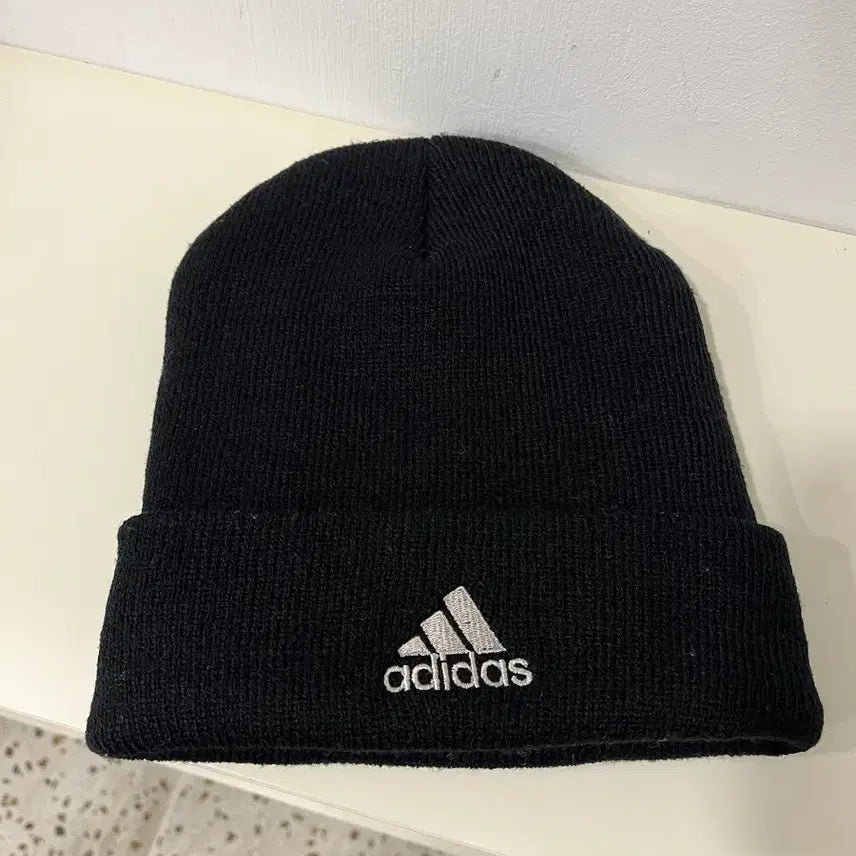 [BUNJANG] Adidas Black Beanie / 아디다스 블랙 비니