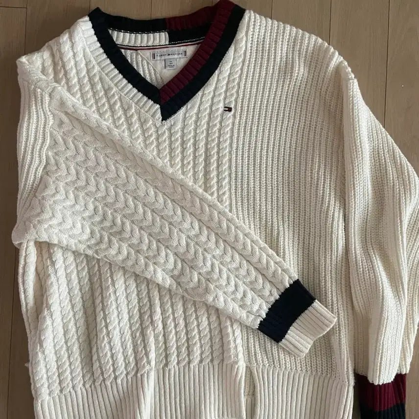 [BUNJANG] Tommy Hilfiger Cable Knit Sweater Ivory / 타미힐피거 꽈배기 니트 아이보리