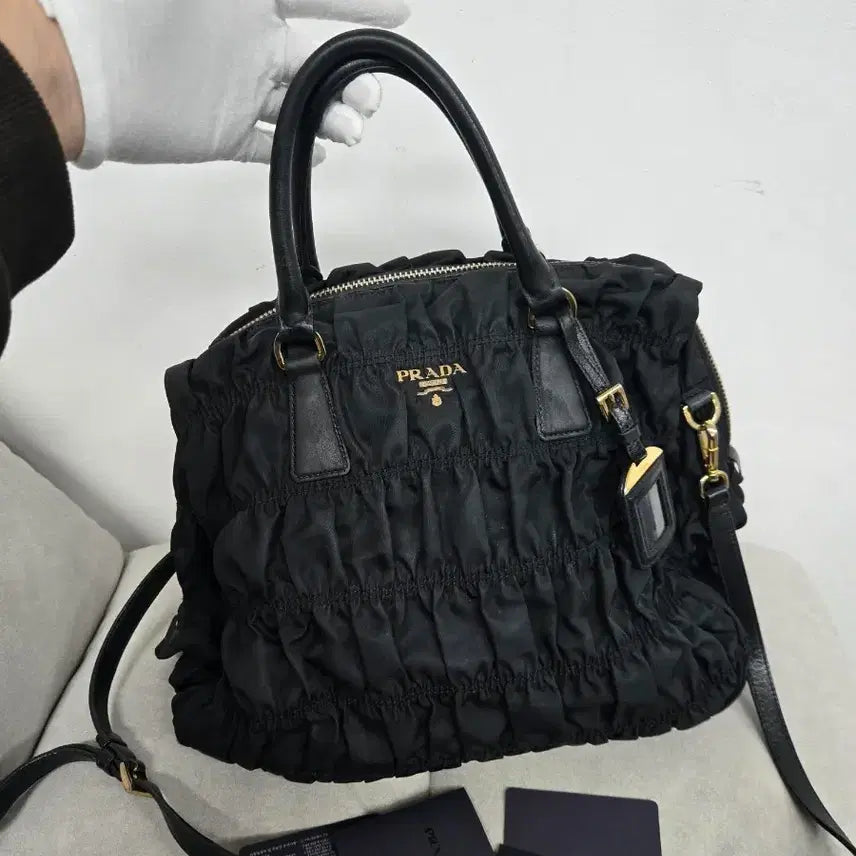 [BUNJANG] Prada Gauffre Shoulder Bag / [보증서 정품] 프라다 고프레 숄더백