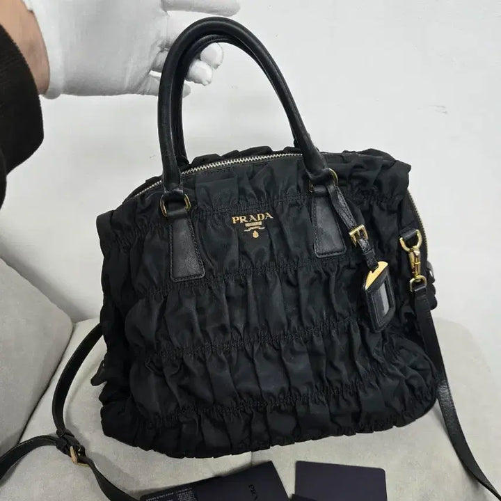 [BUNJANG] Prada Gauffre Shoulder Bag / [보증서 정품] 프라다 고프레 숄더백